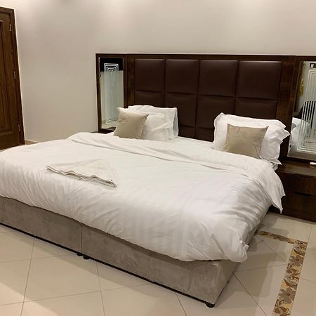 Friday Suites Al-ʿUla Esterno foto
