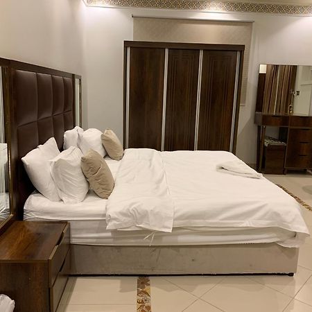 Friday Suites Al-ʿUla Esterno foto