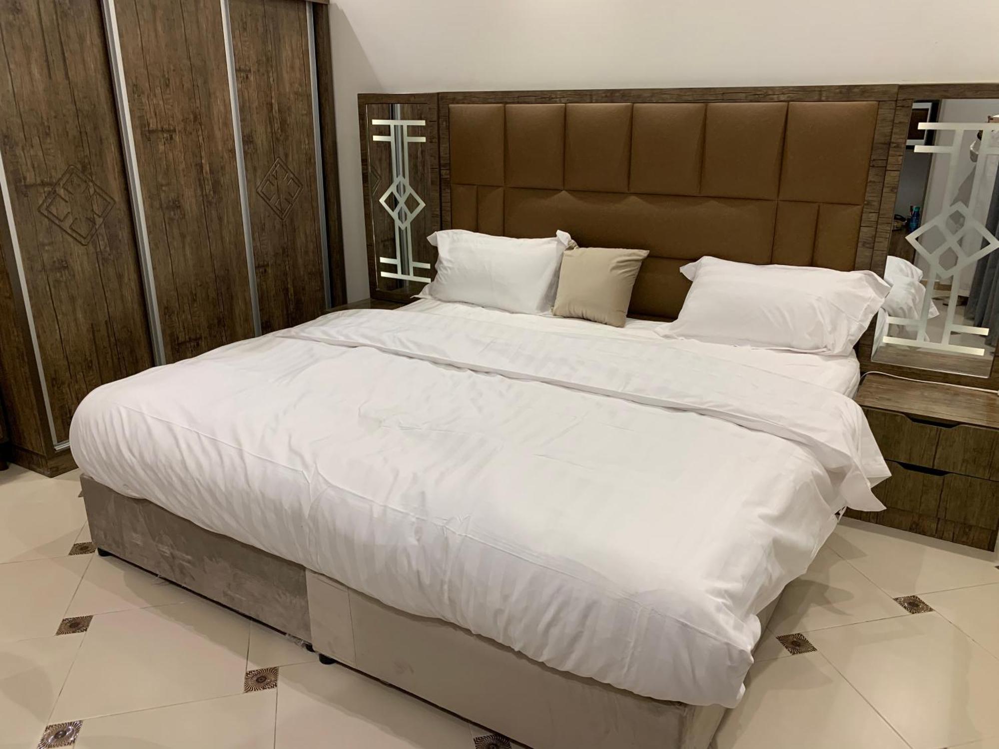 Friday Suites Al-ʿUla Esterno foto