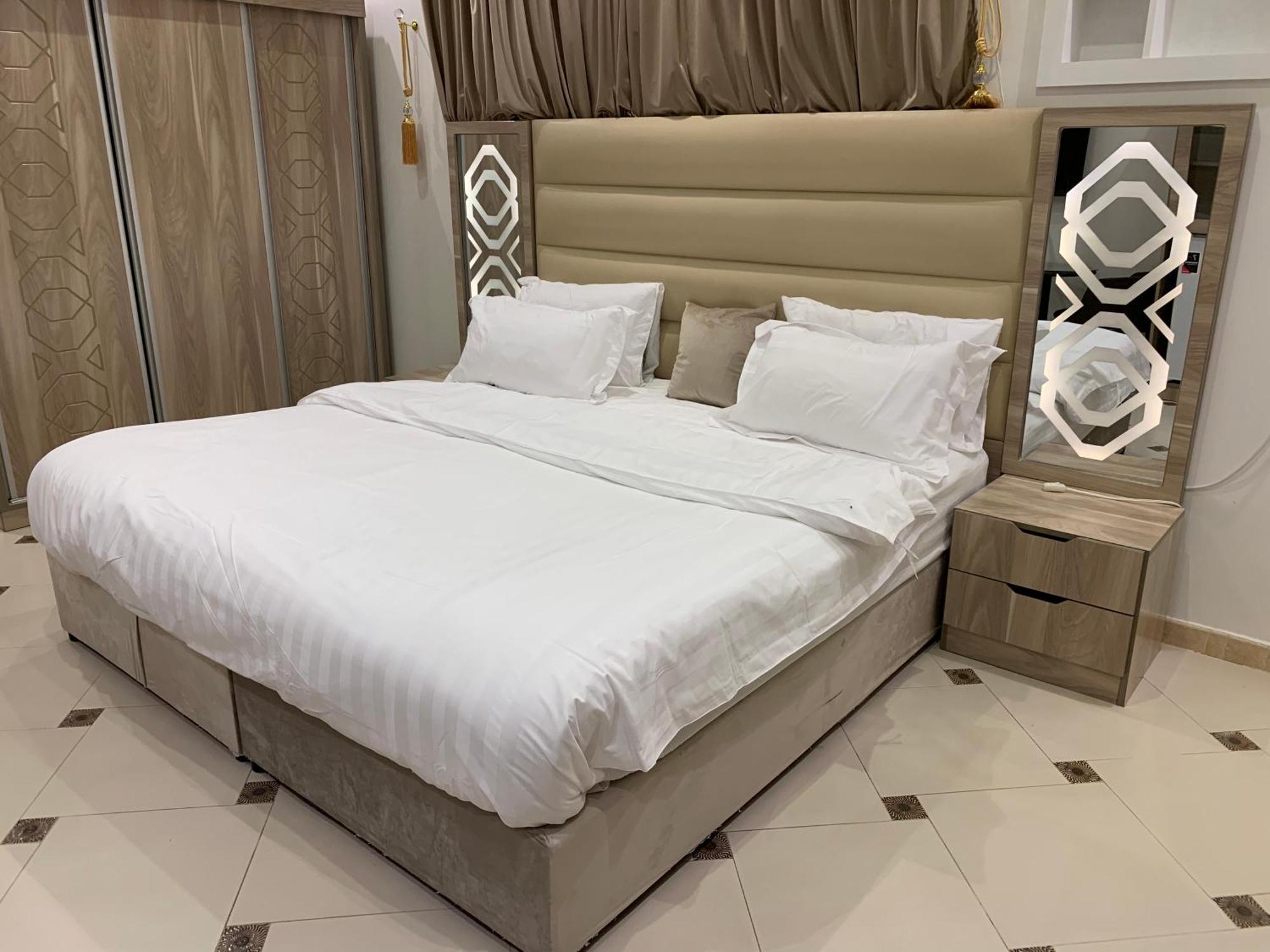 Friday Suites Al-ʿUla Esterno foto